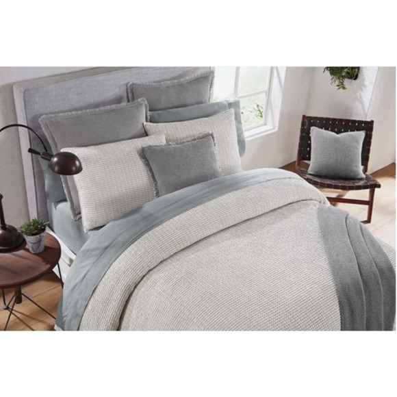 UGG Bedding Ugg Olivia Seal Grey Standard Sham 2 X 26 Contemporary